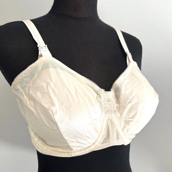 Vintage Edith Lances Minimizing Hand Sewn Bra In Cream Nude - Picture 5 of 13